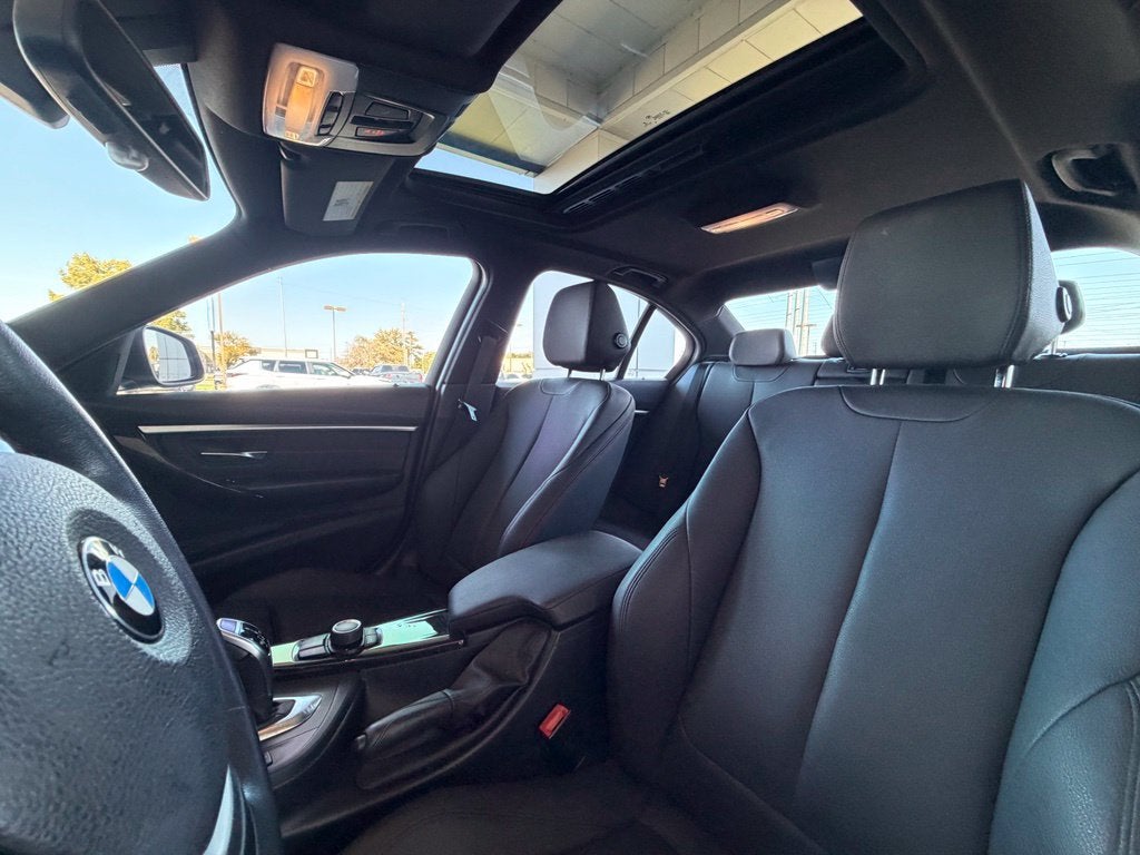 2018 BMW 3 Series 330i xDrive